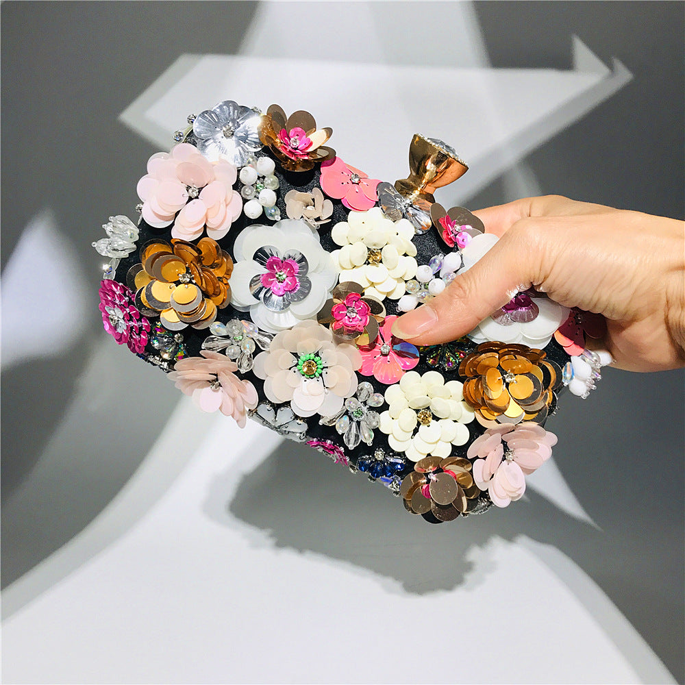 New Arrivals Fashion Evening Bags Handmade Flower Beaded Bags Banquet Wedding Party Bags Women Evening Clutch Women Purse